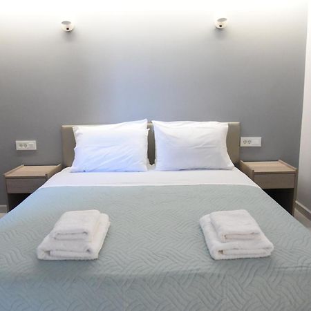 Pirgos Deluxe Apartment - Private Parking كيساموس المظهر الخارجي الصورة