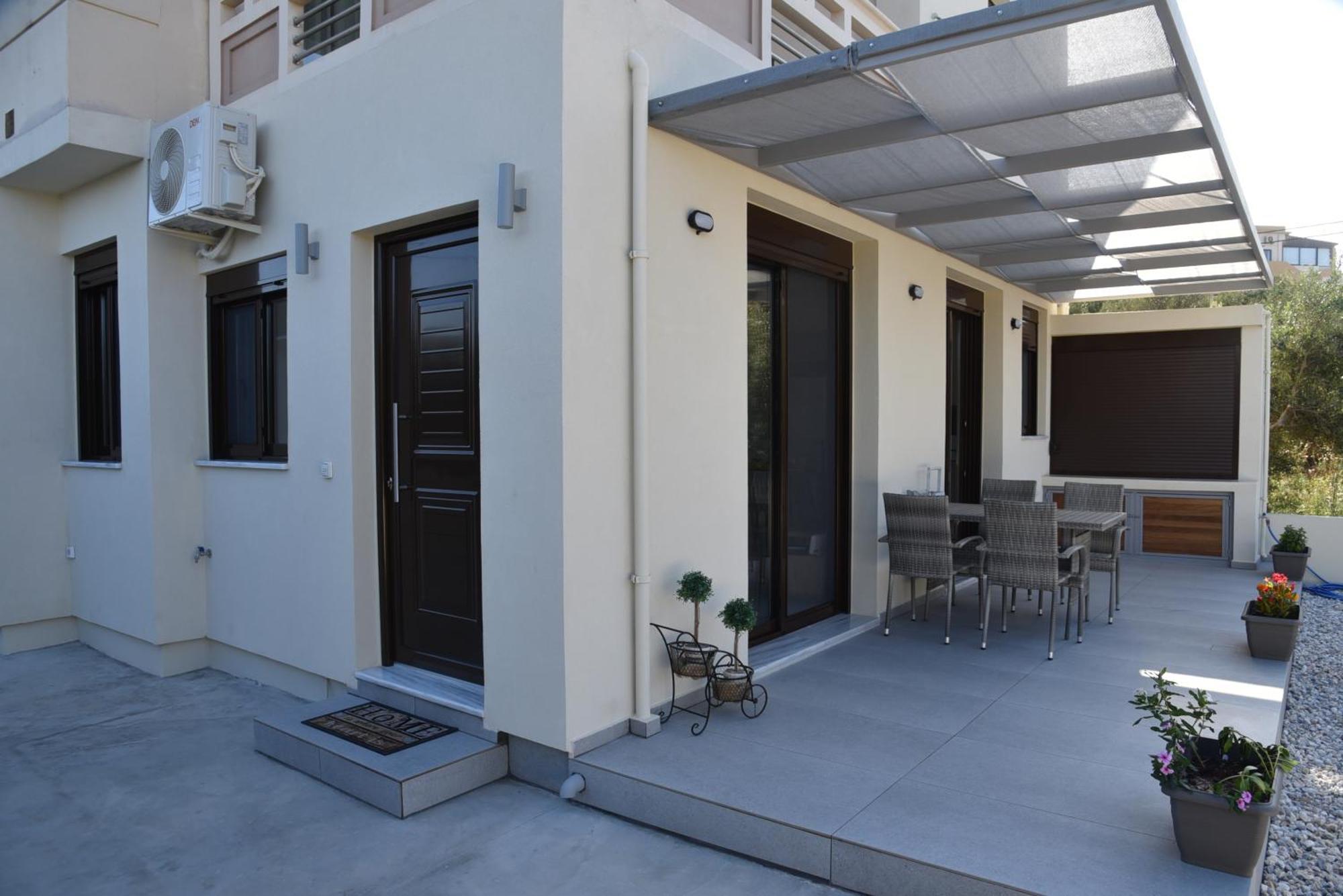 Pirgos Deluxe Apartment - Private Parking كيساموس المظهر الخارجي الصورة