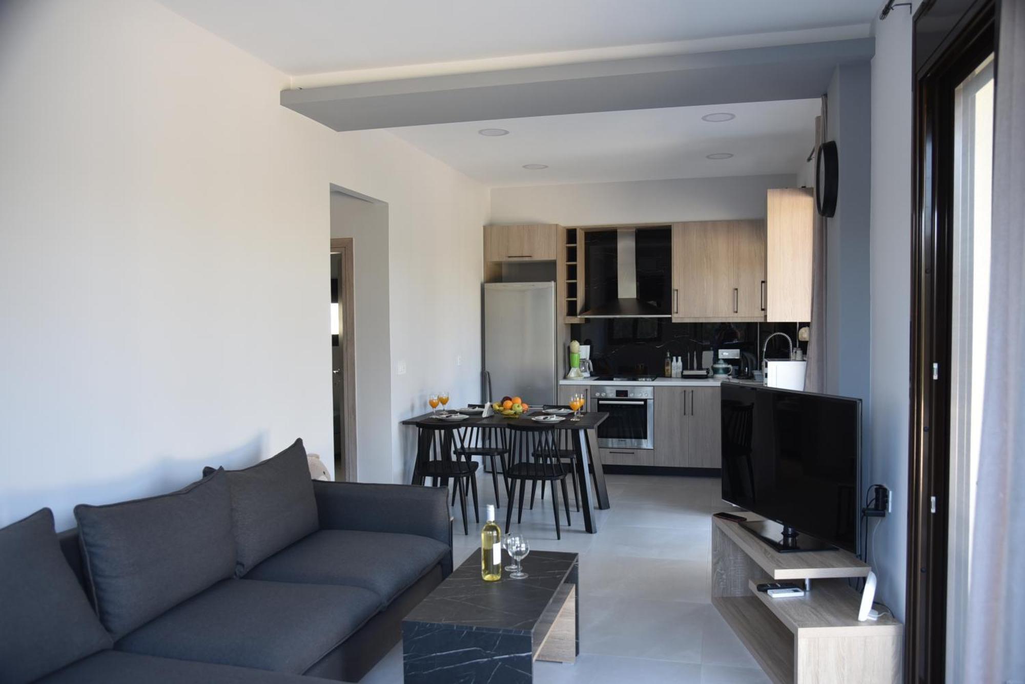 Pirgos Deluxe Apartment - Private Parking كيساموس المظهر الخارجي الصورة