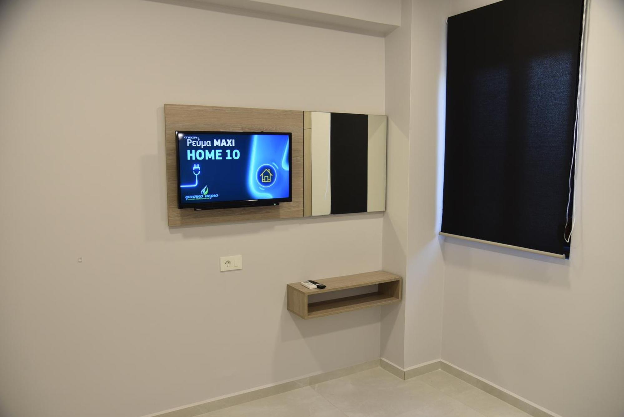 Pirgos Deluxe Apartment - Private Parking كيساموس المظهر الخارجي الصورة