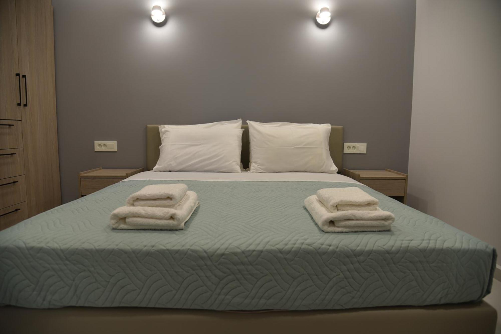 Pirgos Deluxe Apartment - Private Parking كيساموس المظهر الخارجي الصورة