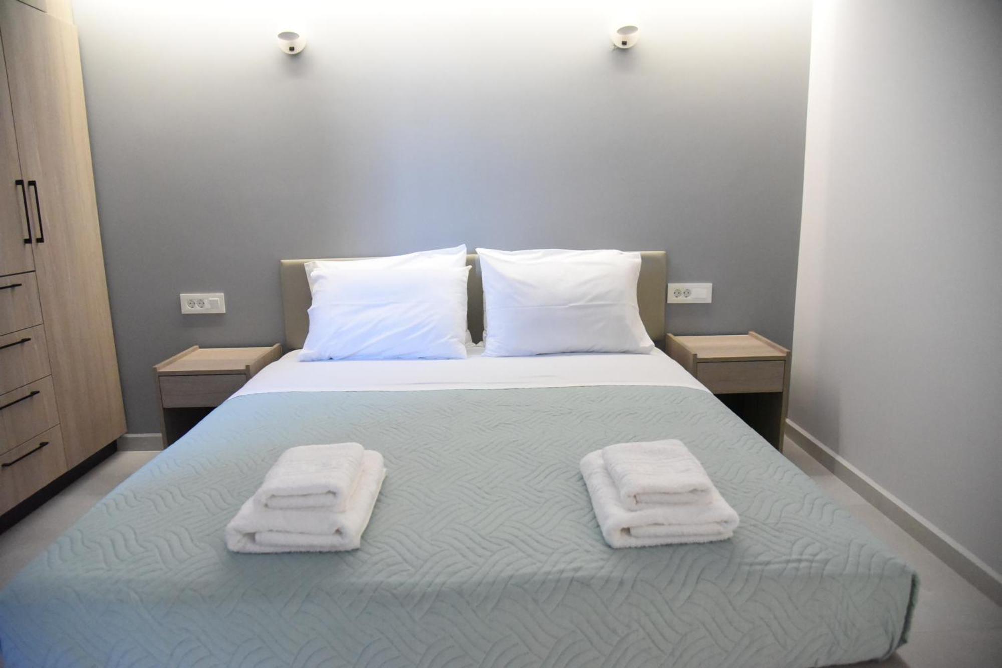 Pirgos Deluxe Apartment - Private Parking كيساموس المظهر الخارجي الصورة