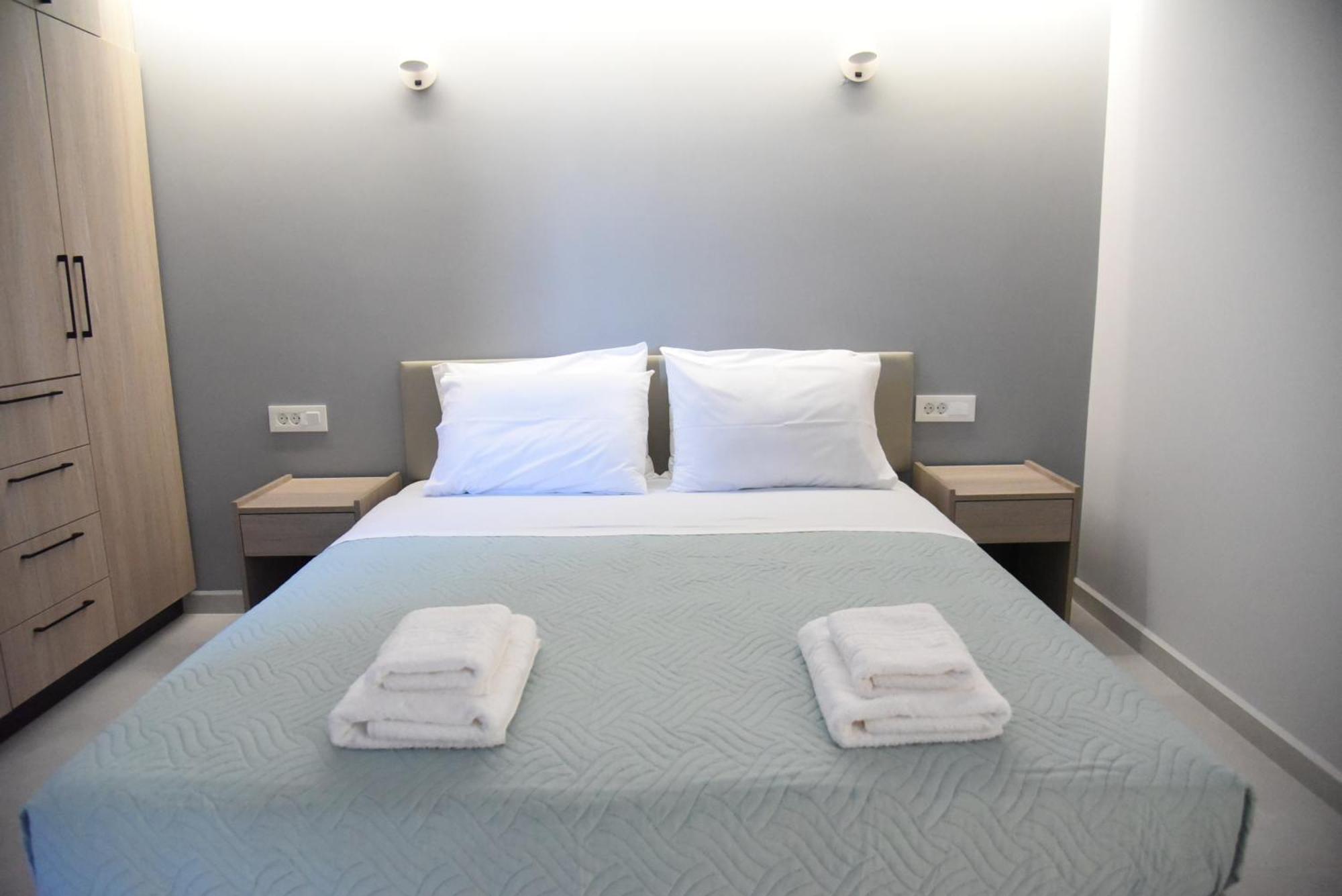 Pirgos Deluxe Apartment - Private Parking كيساموس المظهر الخارجي الصورة