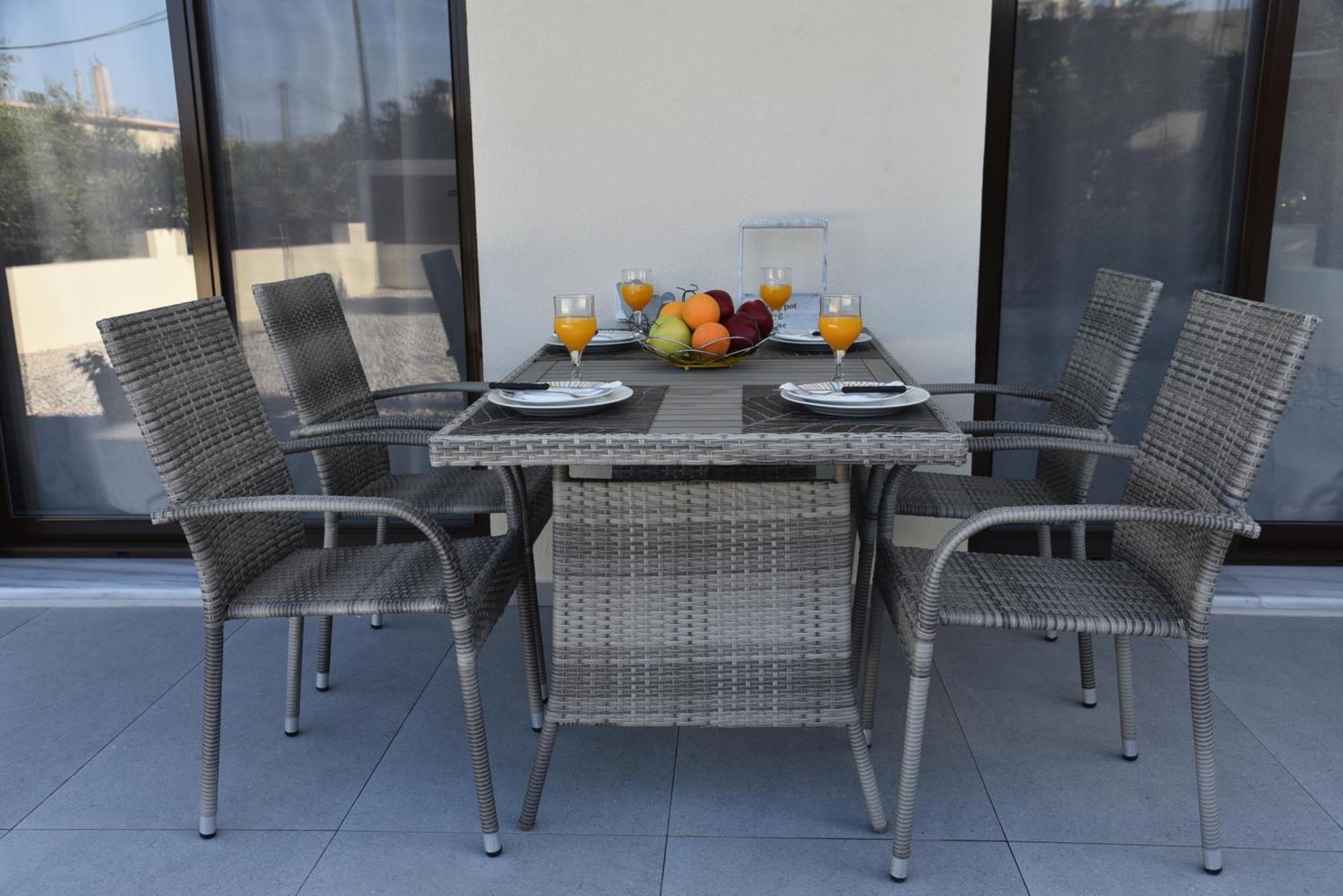 Pirgos Deluxe Apartment - Private Parking كيساموس المظهر الخارجي الصورة