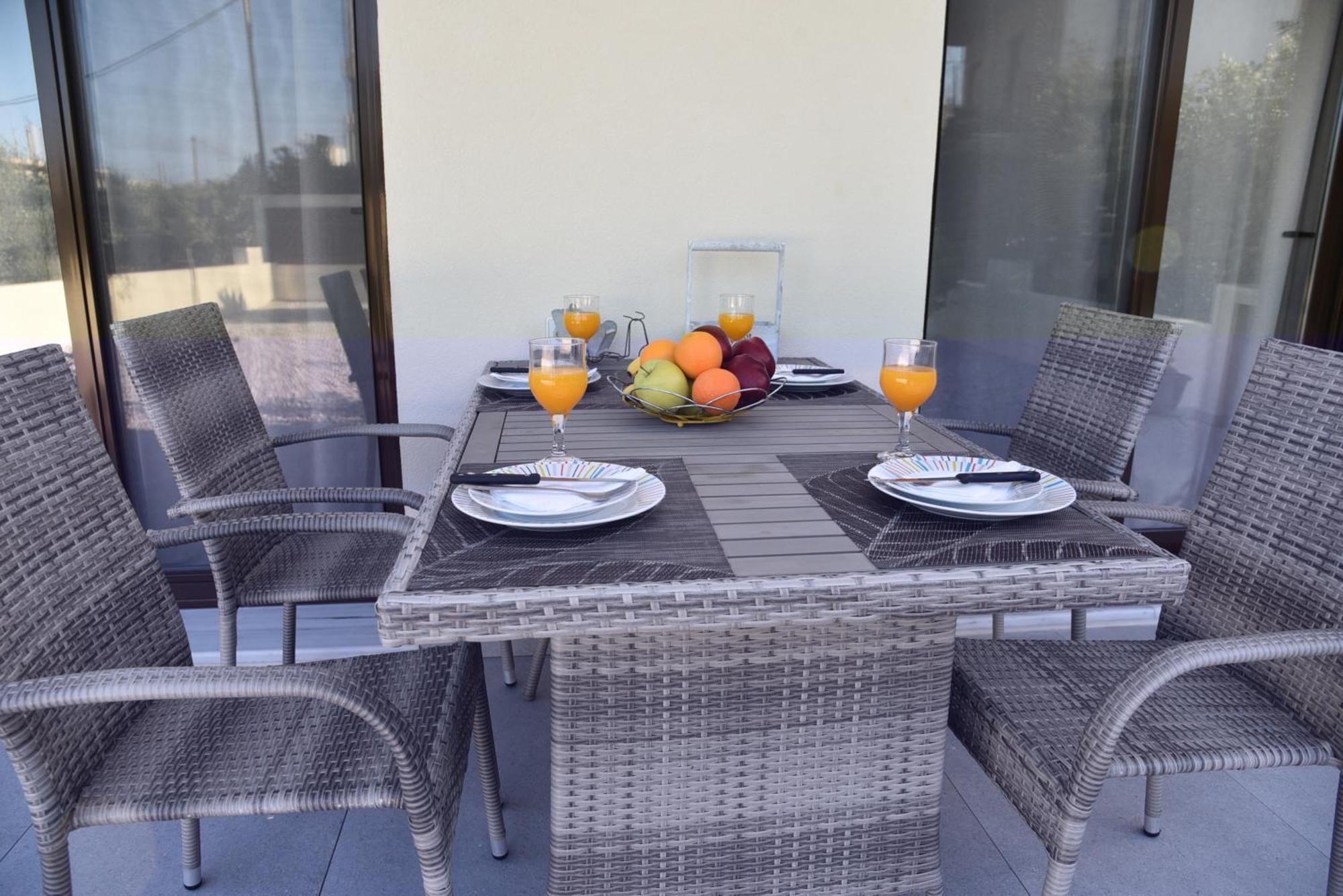 Pirgos Deluxe Apartment - Private Parking كيساموس المظهر الخارجي الصورة