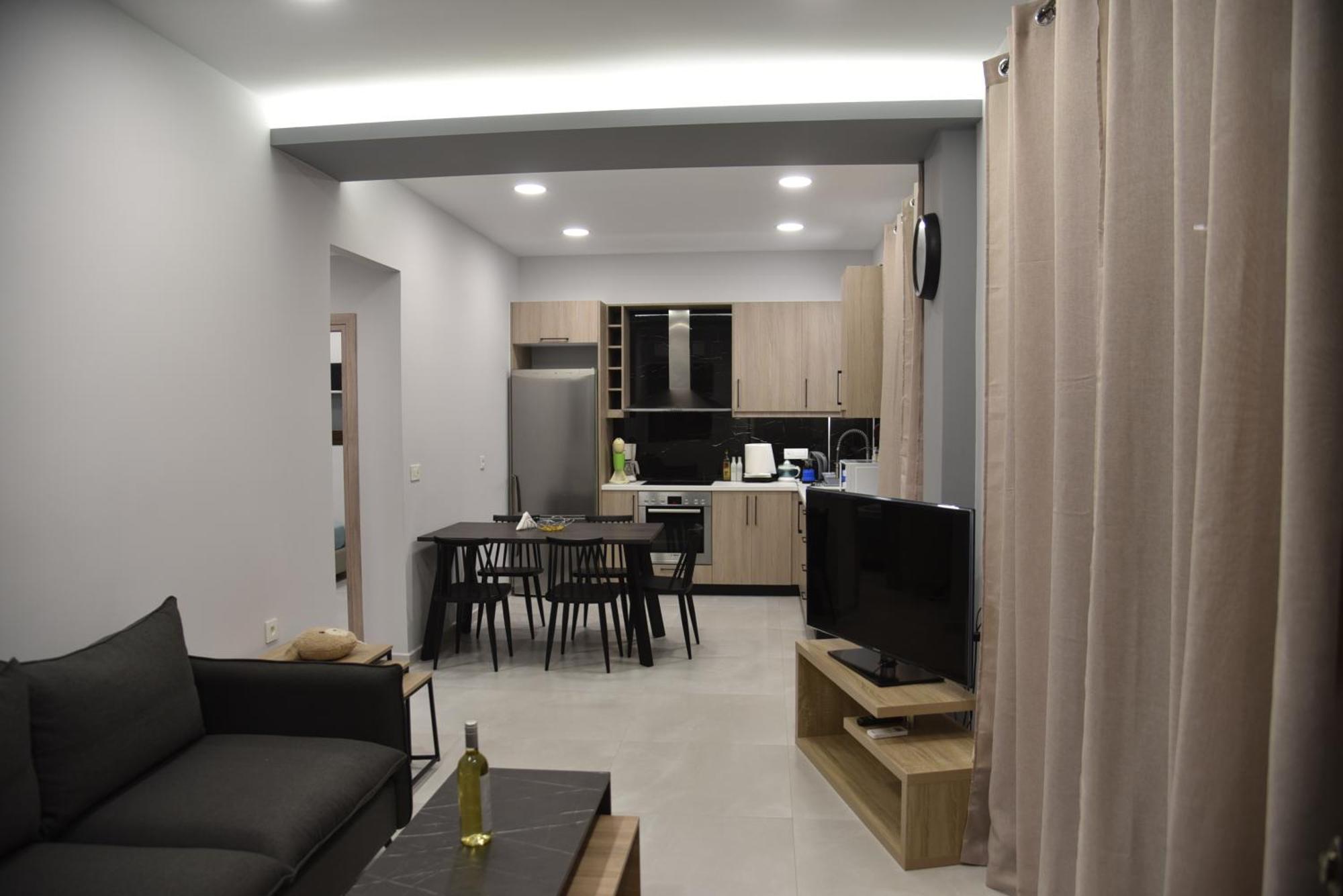 Pirgos Deluxe Apartment - Private Parking كيساموس المظهر الخارجي الصورة